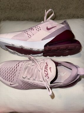 Nike Air Max 270 Women’s Sneakers - Light Pink & Burgundy